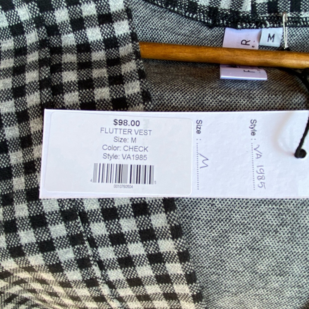 ❤️Flutter Check Vest. Size M. - Picture 11 of 14